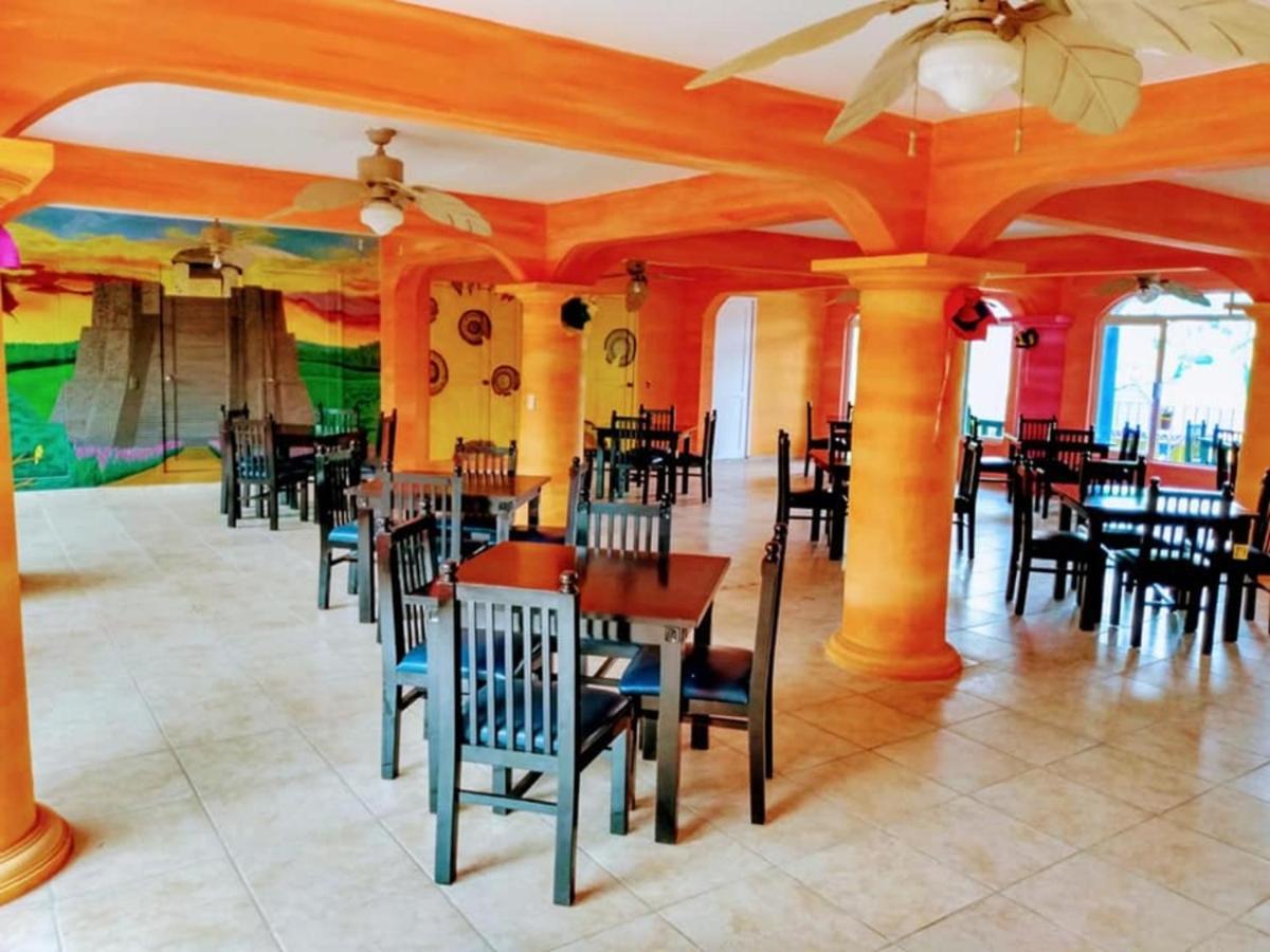 Hotel Esmeralda Тампико Екстериор снимка