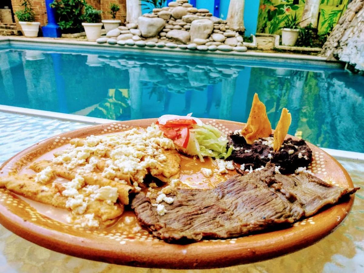 Hotel Esmeralda Тампико Екстериор снимка
